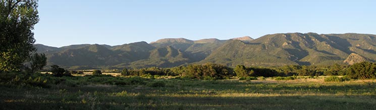 a photograph of greenhorn mountain.